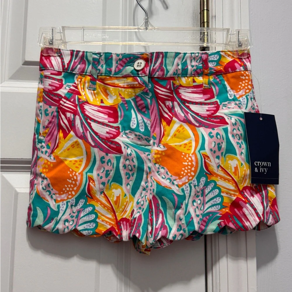 Crown & Ivy Women's Tropical Print Shorts - Multicolor size 6